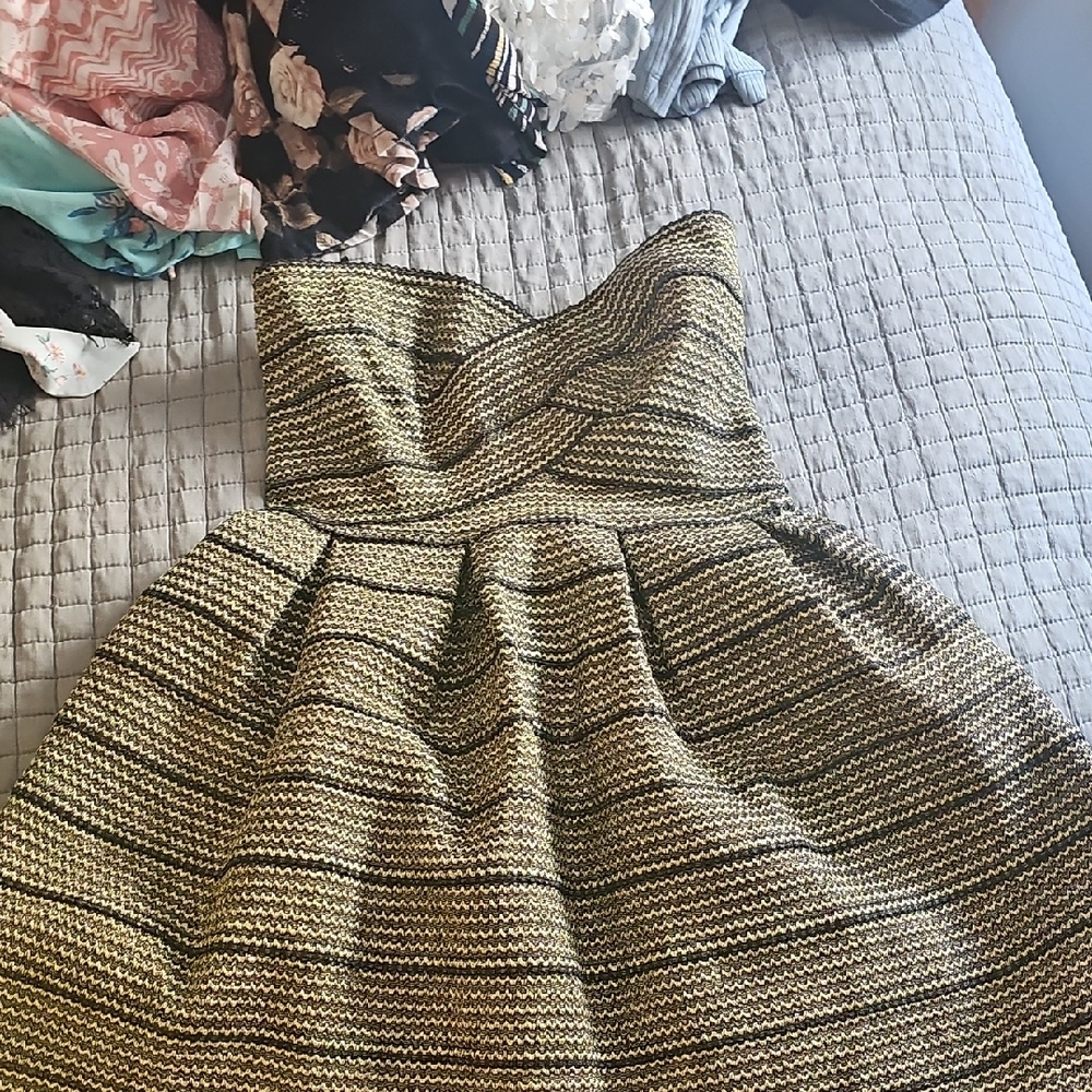Stylish Gold and Black Kids Dress - Picture 4 of 5